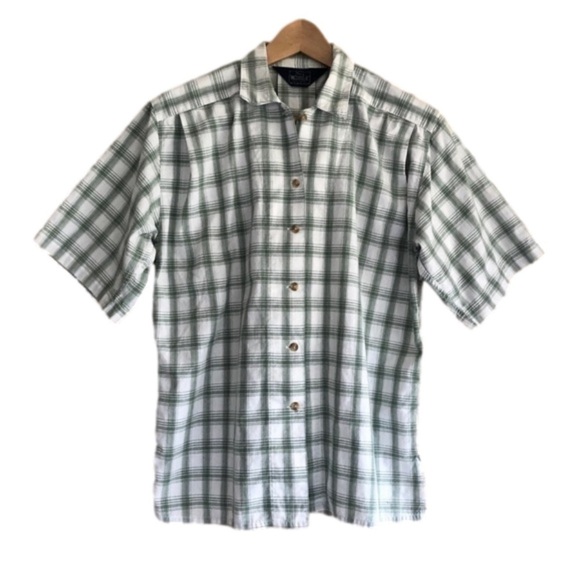 VINTAGE Woolrich Woman plaid short sleeve button front blouse size L - Picture 1 of 9